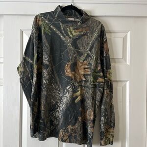 Men’s Mossy Oak Mock Neck Long Sleeve Shirt-Size XL
